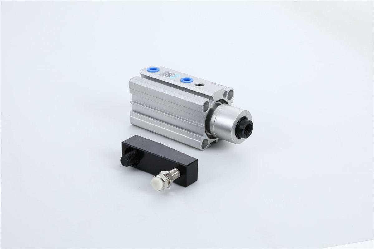 Rotary Clamping Cylinder QCK (3) QCK Series Rotary Clamping Cylinder - 90 Degree Swing Arm with Integrated Locking Mechanism